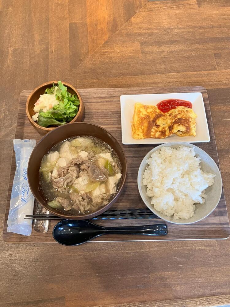 土日祝日がお休みの完全週休2日制♪