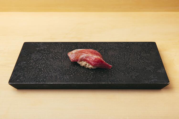 手間暇をかけて食材の魅力を引き出します
