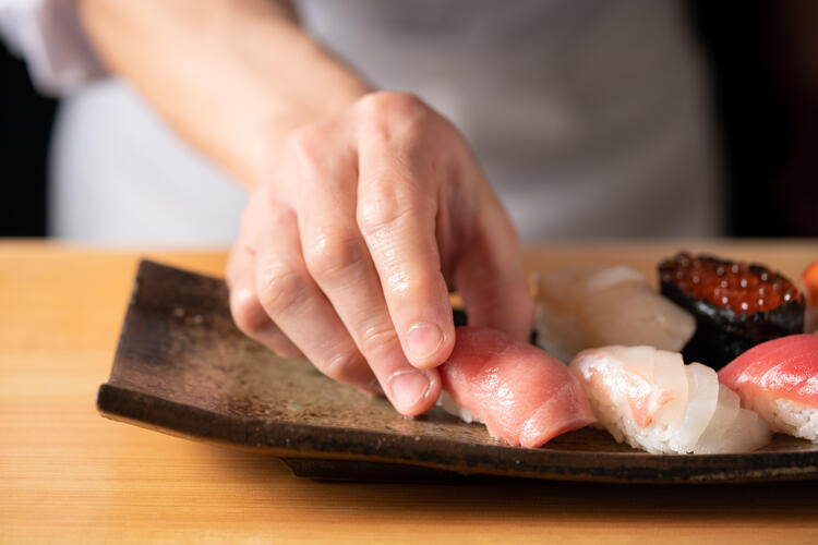 鮨職人を積極採用中！※イメージ写真