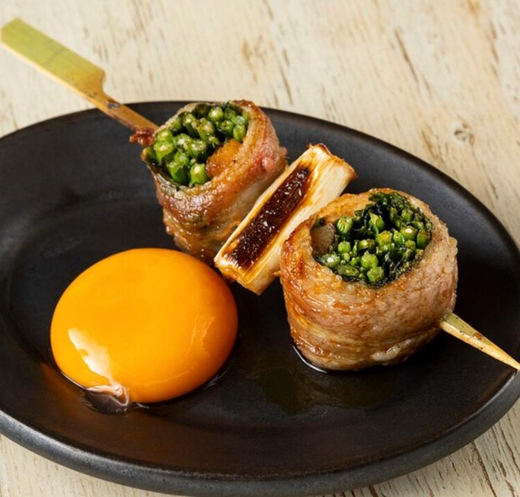 焼き鳥から巻物串まで、多彩な串焼き♪