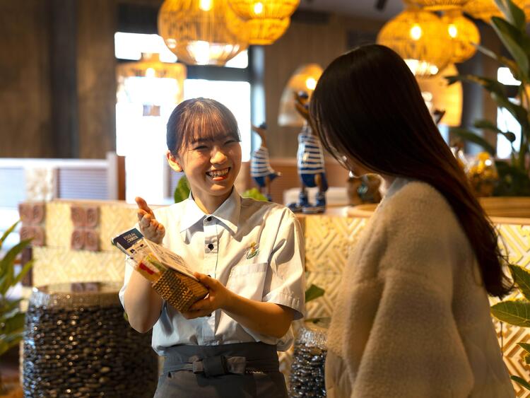 未経験・学歴不問・飲食経験者も歓迎！