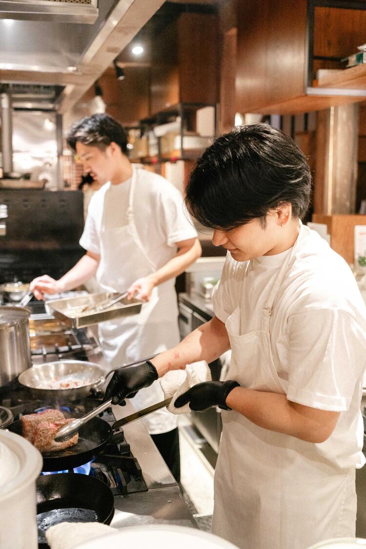 調理スタッフ＆ソムリエを大募集