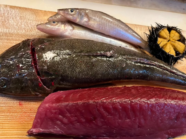 魚の捌き方や和食の基礎が身につく職場☆