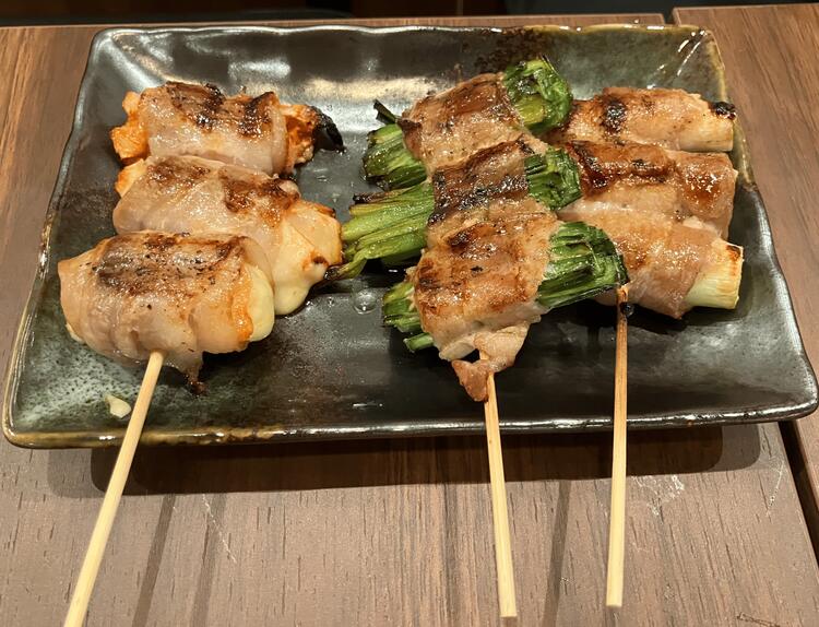 ジューシーな肉巻き野菜串◎