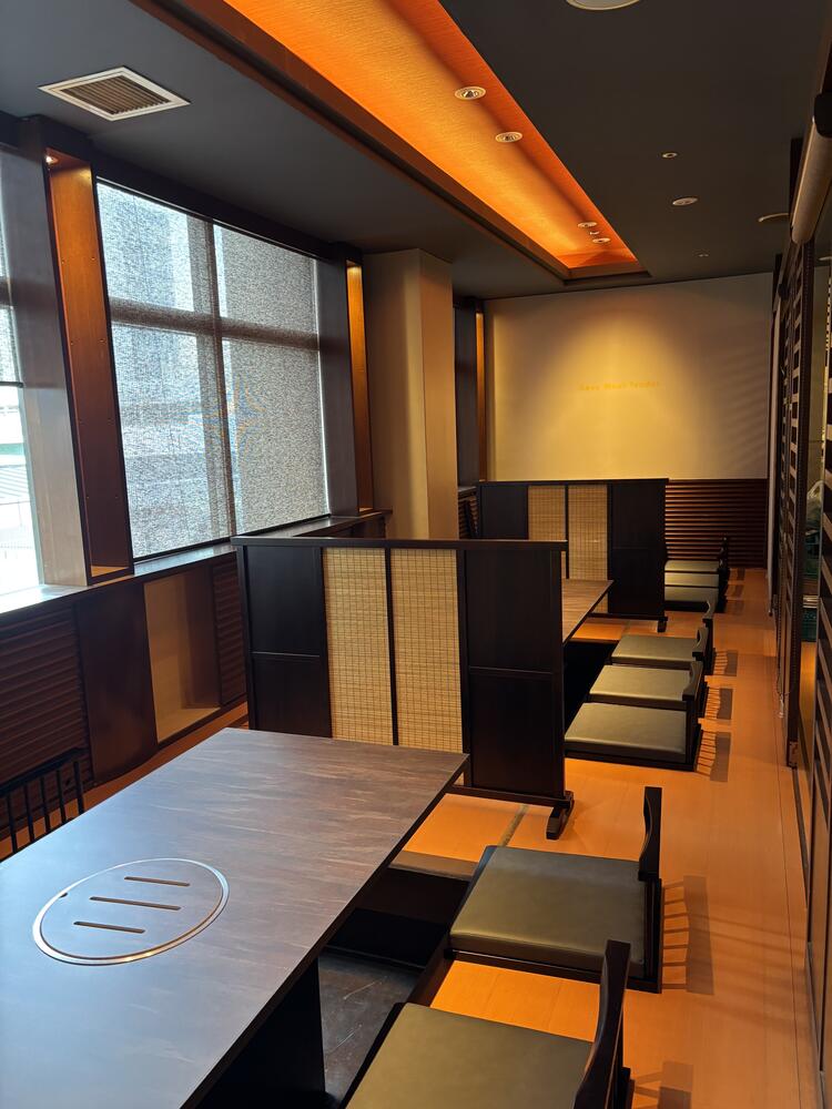 落ち着いた雰囲気の店内です
