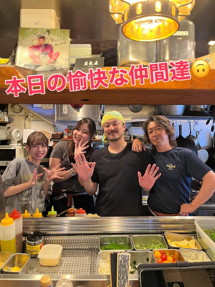 毎日みんなで楽しく働いています♪