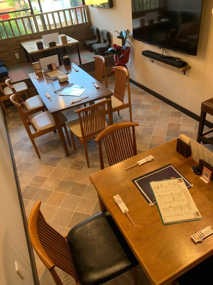 和モダンで落ち着いた雰囲気のお店♪