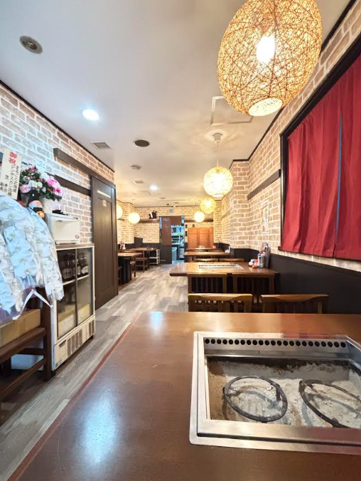 改装したばかりの綺麗な店内◎