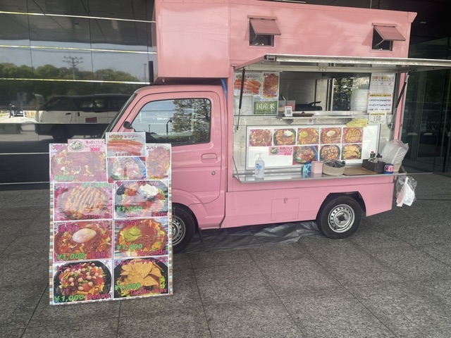 スタッフの個性が光る職場です☆