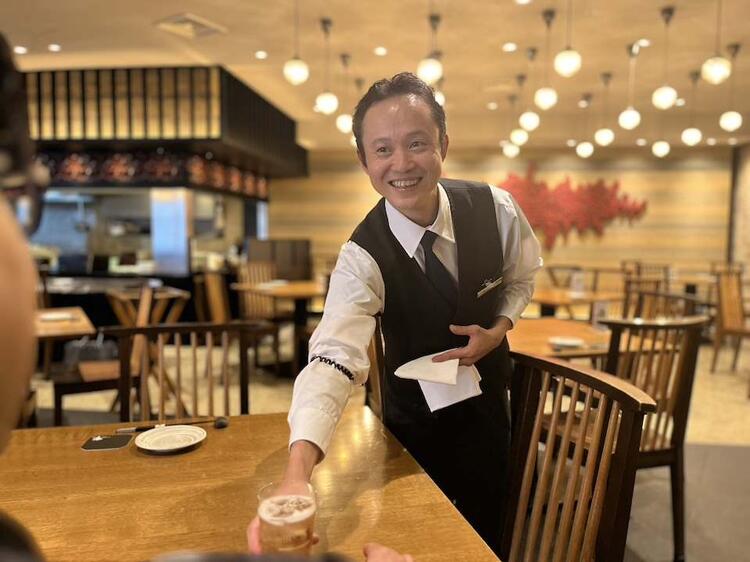 多業態・多店舗展開の安定企業◎