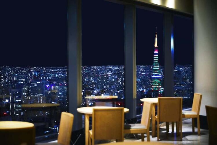 都会の夜景を一望できる好立地