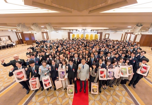 スタッフを大切にする例　アルバイト卒業式