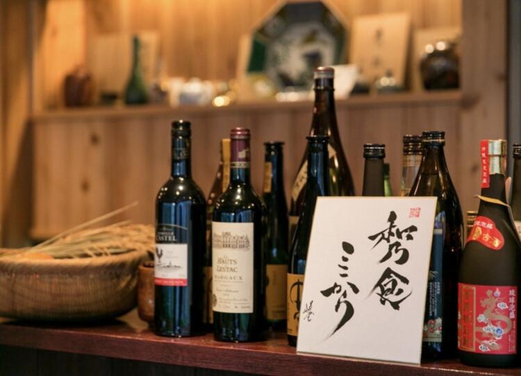 和食に会うお酒を全国から揃えています