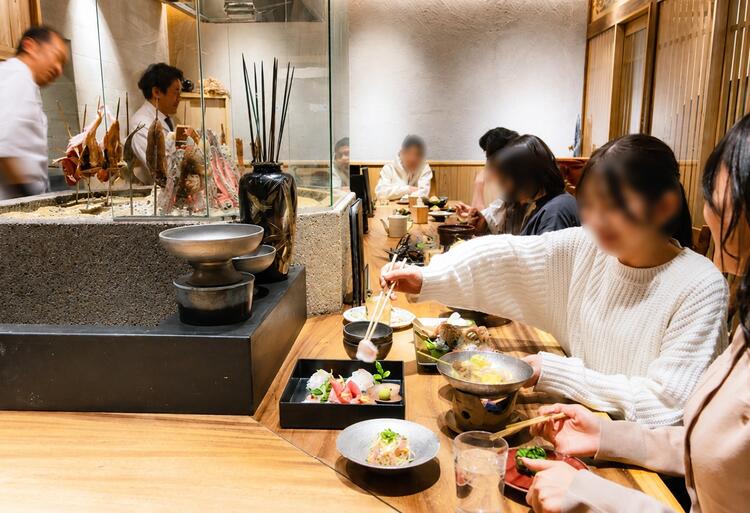 毎日豊洲から仕入れる新鮮な魚を使用