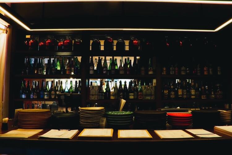 立ち飲み松おかでは気軽に楽しめる和食を