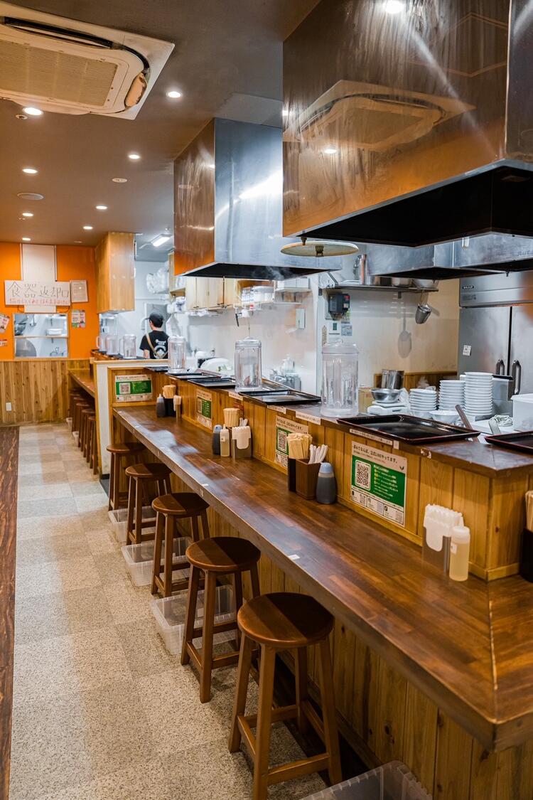 スタッフ全員でお店作りをしています！ 