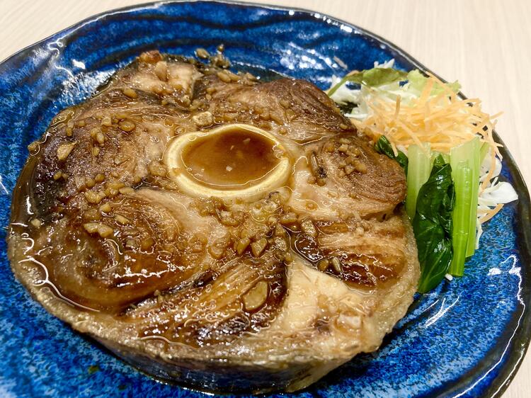 名物！豊洲直送まぐろ尾の身ステーキ