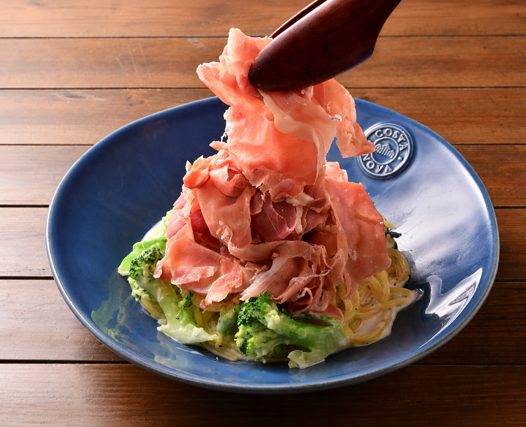 看板メニュー〈のせ放題パスタ〉★