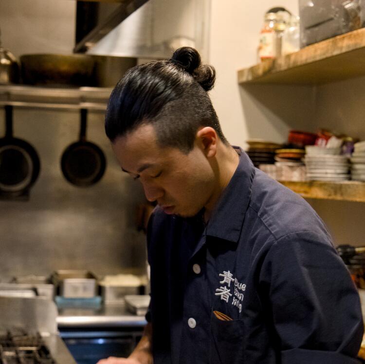 23才の若手が立ち上げる若いお店です。