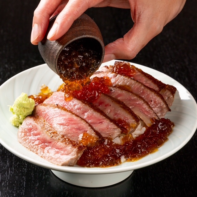 和洋折衷、バラエティ豊かな料理をご提供◎