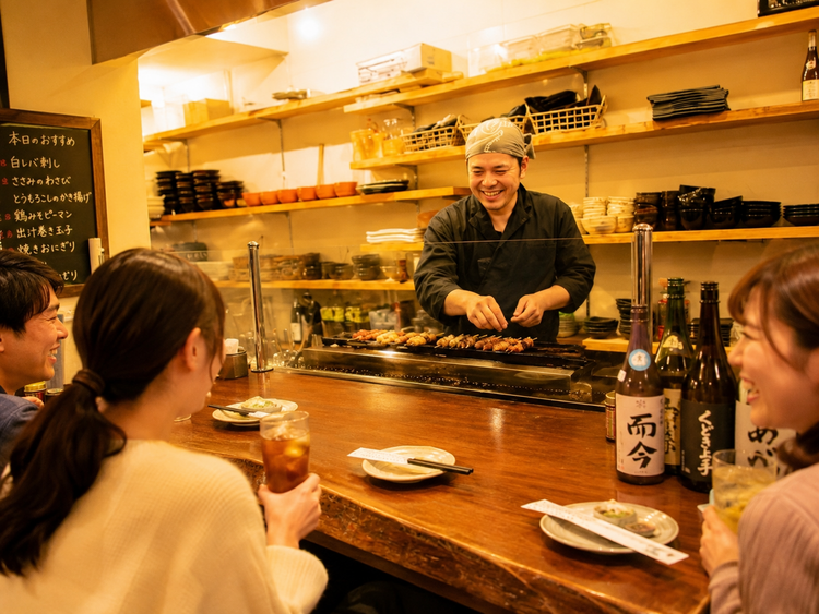 亀戸駅徒歩2分。10周年のお店