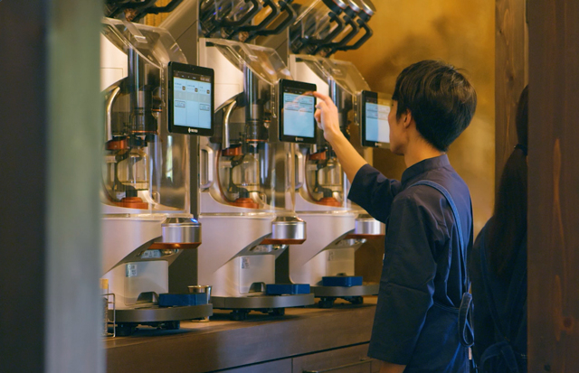 コーヒーは注文ごとに1杯ずつ抽出