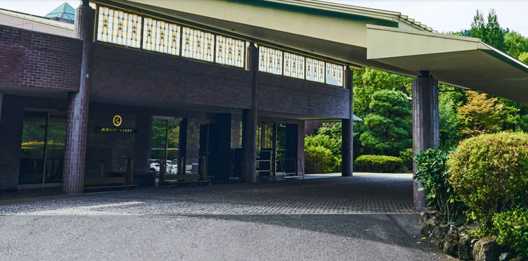 スタッフの個性が光る職場です☆