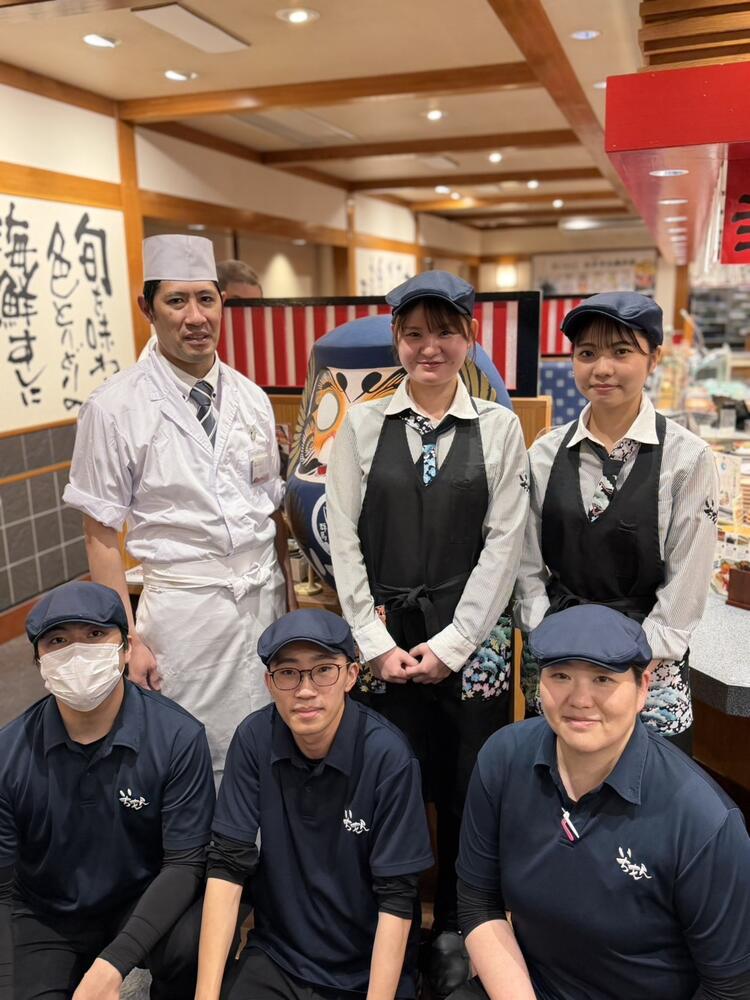 店舗展開拡大中の成長企業です◎