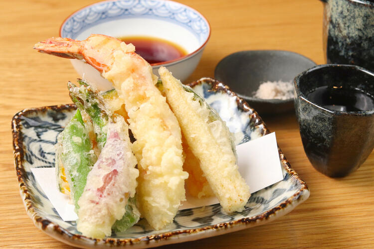 店長・料理長候補は〈月給30万円～〉