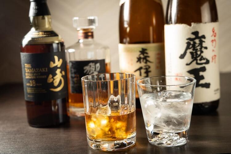 元バーテンダーの店主が揃えたこだわりの酒