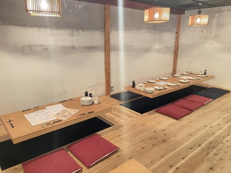カジュアルな雰囲気の店内♪