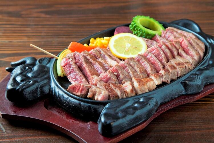 美味しいステーキと温かな雰囲気が自慢！
