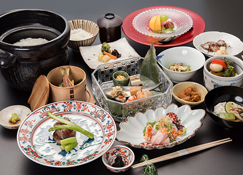 地元の新鮮な食材を使用