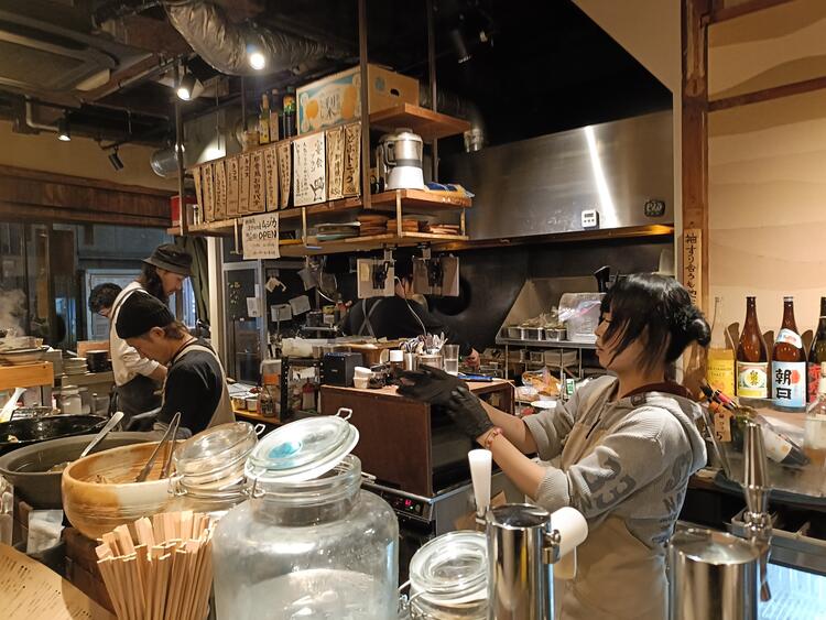 居酒屋などの接客経験ある方を探しています