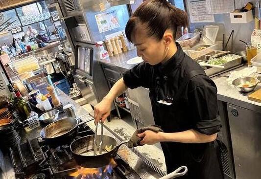 LaVASARA Cafe＆Grill 銀座本店の詳細画像1