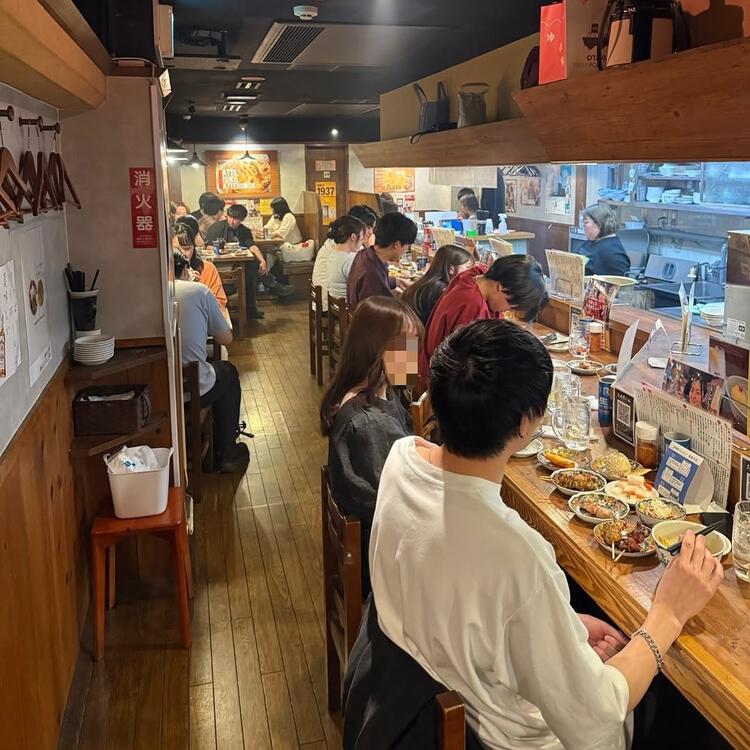 連日満席の人気店です★