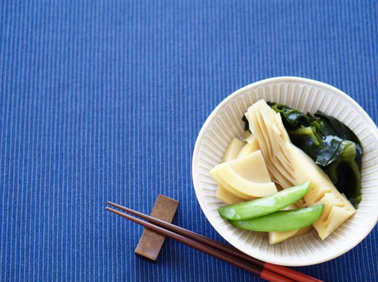 和食中心に幅広く調理します