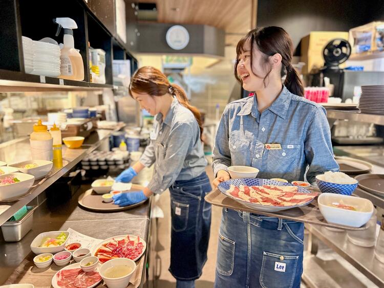 先輩スタッフのサポートがあるから安心♪