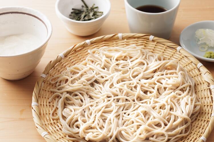 毎日打ち立てのそばを提供