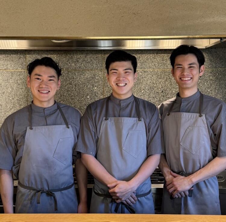 系列店 食堂acá麻布台でも募集