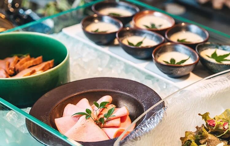 和テイストの洋食を提供！