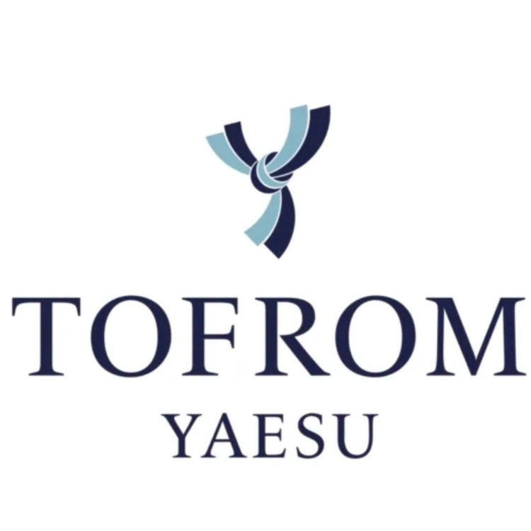 店舗はTOFROM YAESUの2Fに