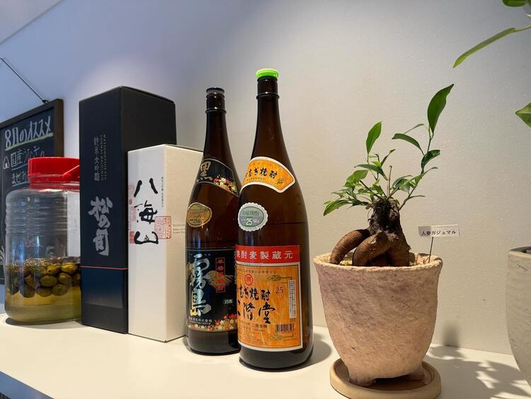 夜営業ではお酒もラインナップ♪