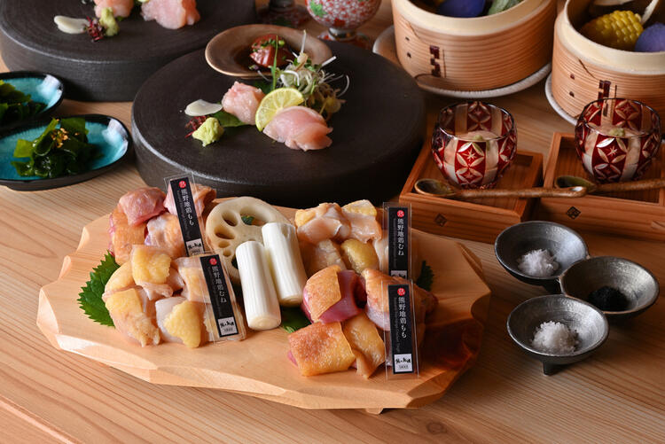 絶品の鳥料理をご提供※画像は既存店