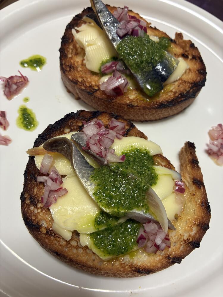 お酒の進む料理を充実させたいです。