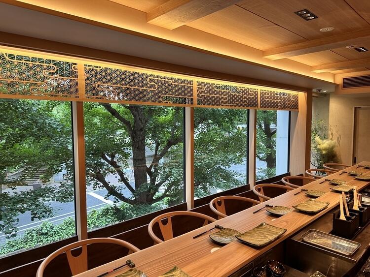 カウンター8席の高級店◎