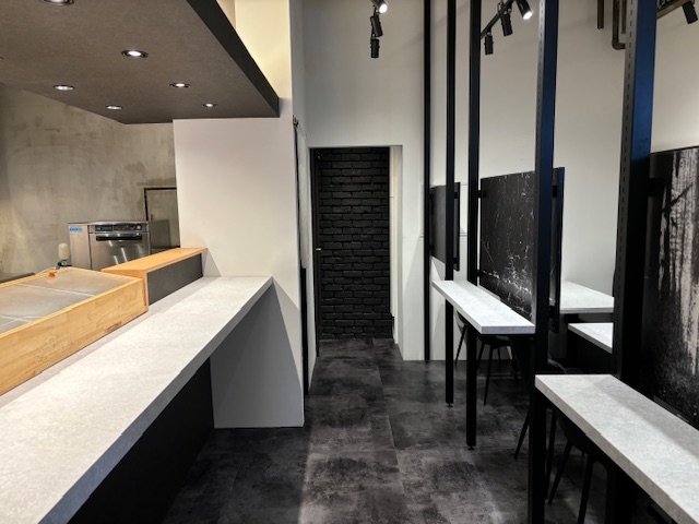 立喰い寿司＆BAR 鮨處八千代　四ツ谷店の詳細画像3