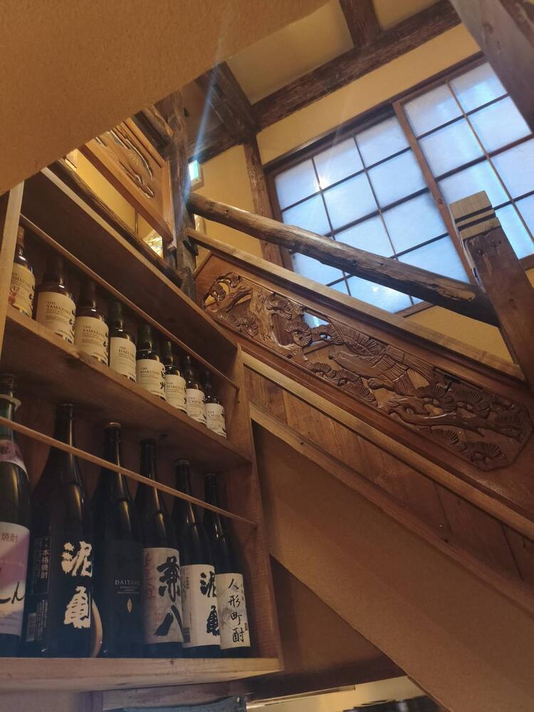 2階建ての店舗です
