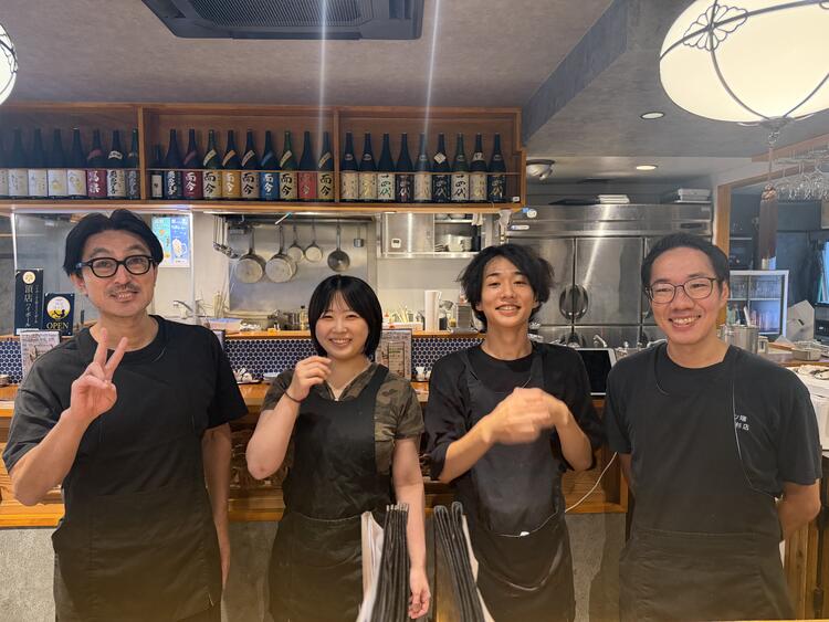 多くのお客様に親しまれる店
