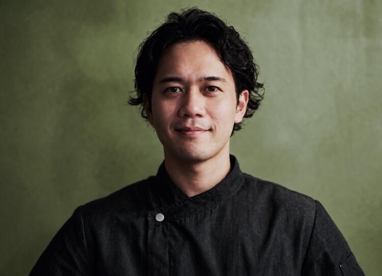 代表の窪田です